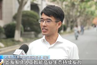 小姐姐：C罗去沙特超怎么看？人家年薪14亿人民币，搬砖吧打工人